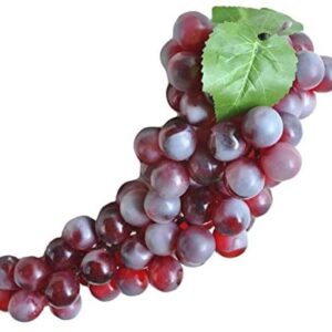 AF bunch of red grapes.jpg