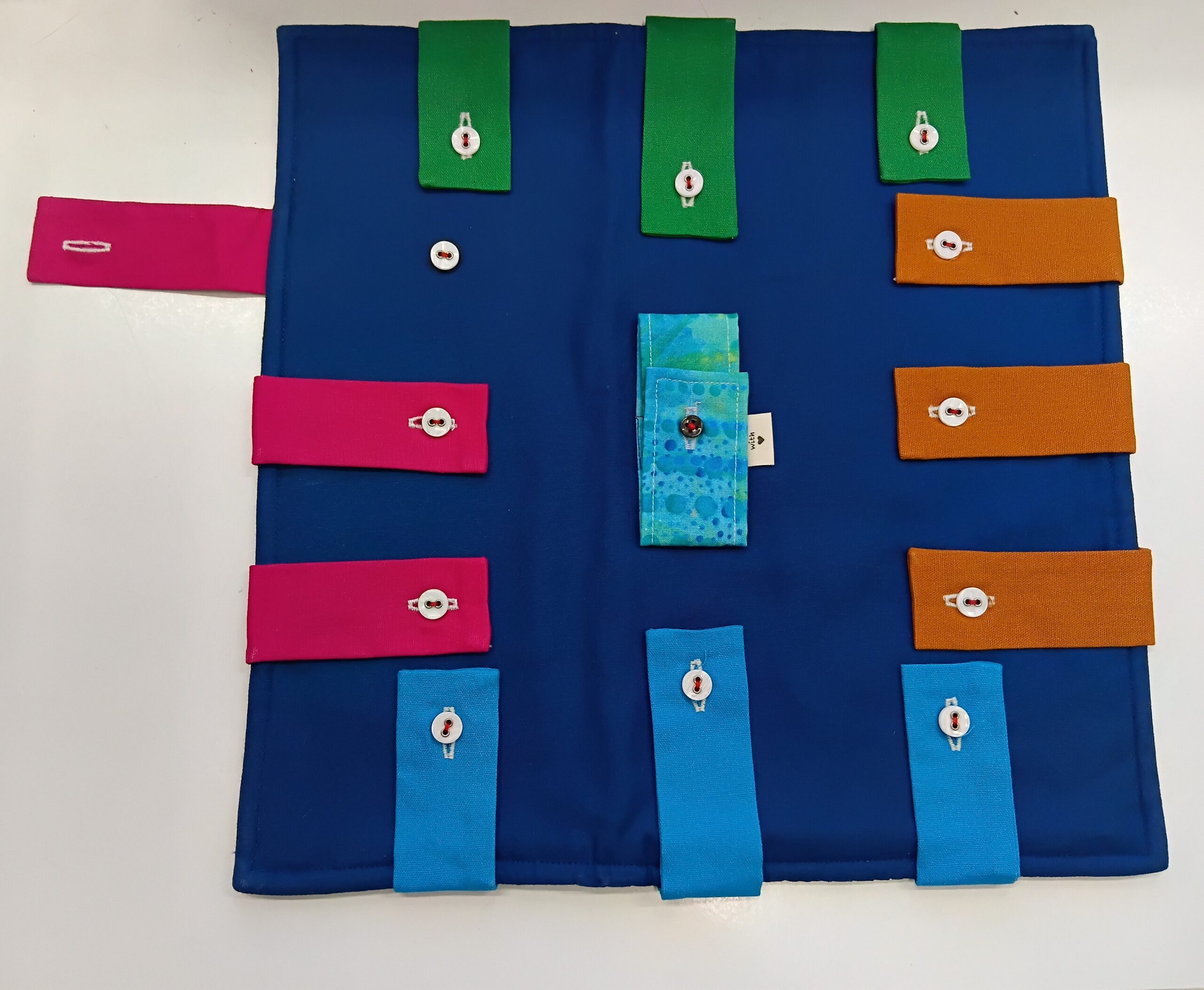 Fine Motor Kit 30: Buttoning Small Buttons - Image 2