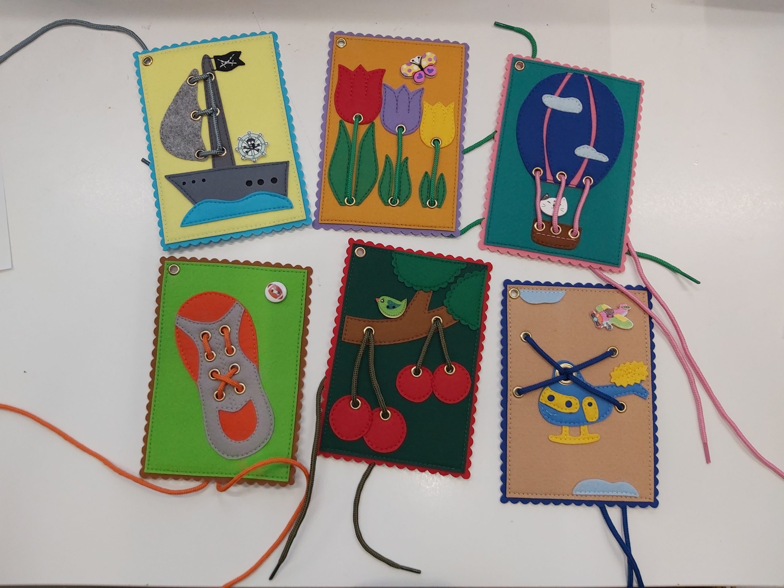 Fine Motor Kit 22 - Felt Lacing