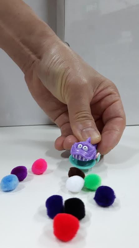 Rainbow Fish - Fingers Training Activity