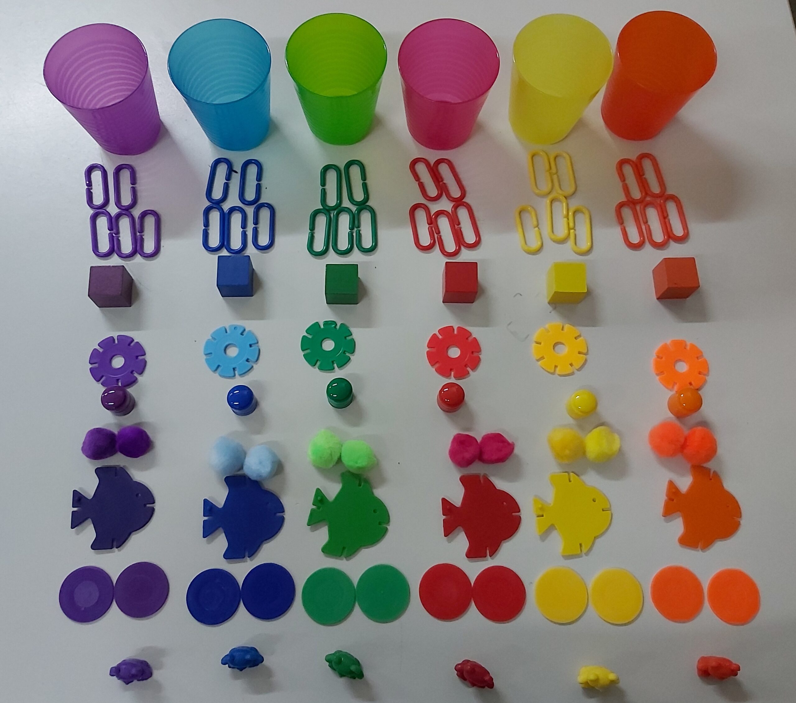 Fine Motor Kit 8: Sorting Basic Colours