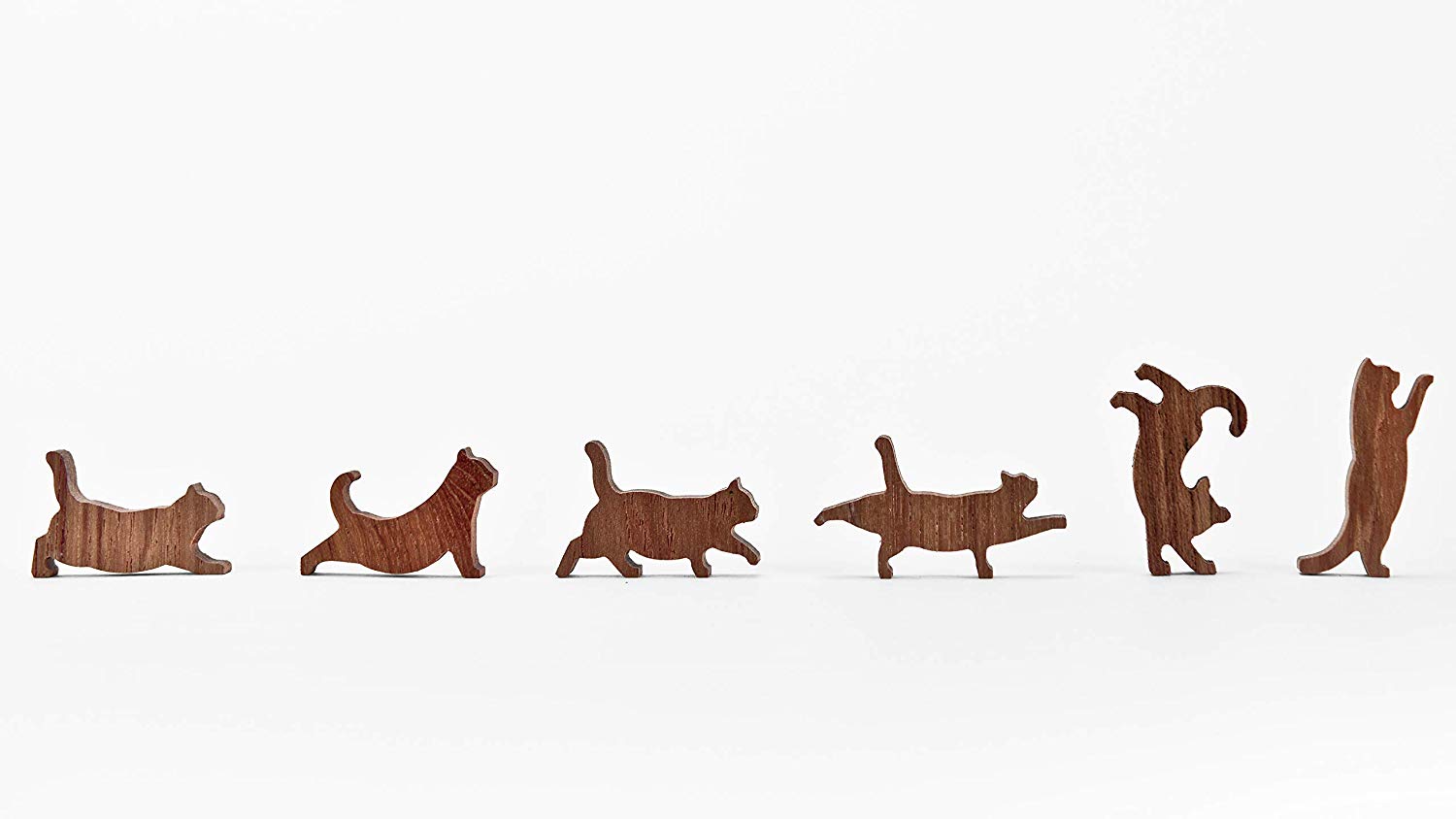 Wooden Cat Pile Set