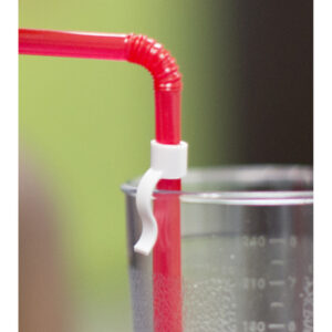 Straw clip 1.jpg